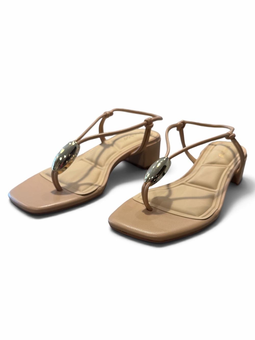 Bamboo Strap Sandal Size 10 Nude Block Heel Gold Hardware Detail Square Toe NEW - Picture 3 of 14